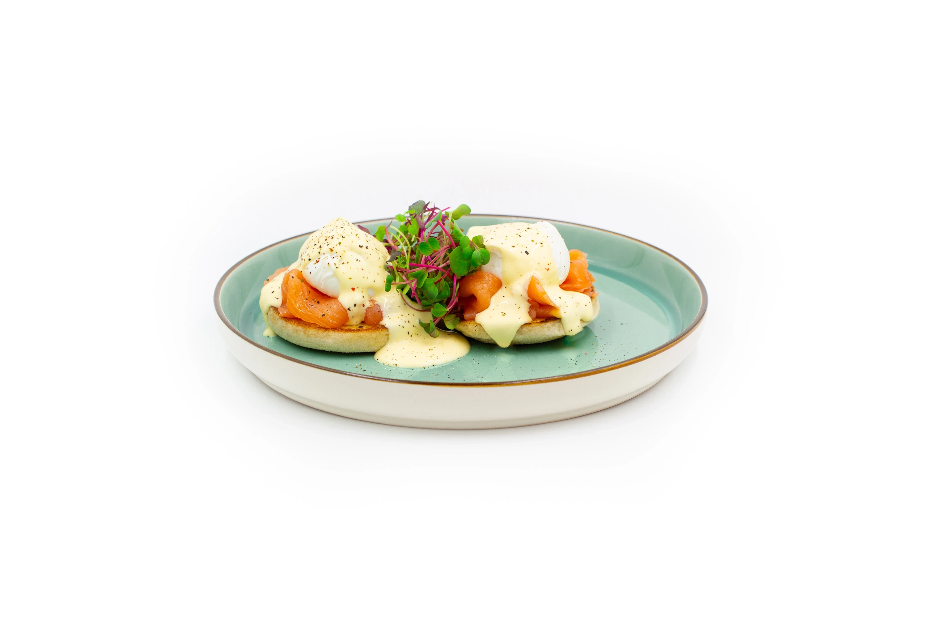 English muffin, free range hen eggs, british smoked salmon and hollandaise sauce.